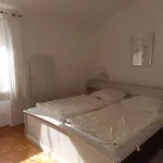 Apartment Im Schoenen 5