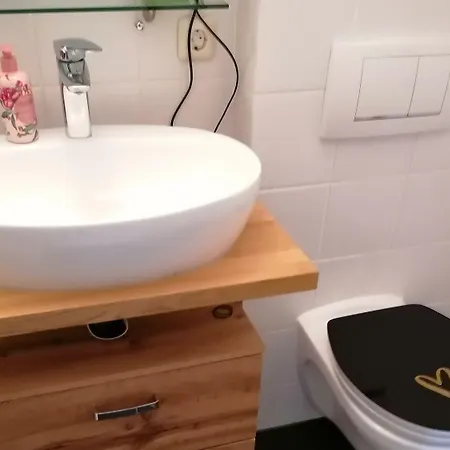 Apartment Im Schoenen 5