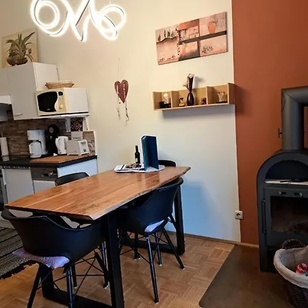 Apartment Im Schoenen 5