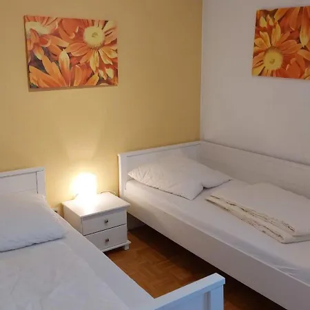 Im Schoenen 5 Apartment *